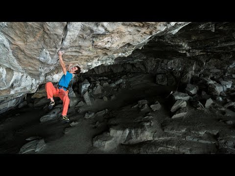 The World's Most Rock Climbers - Best Climbers + Big Risk Takers