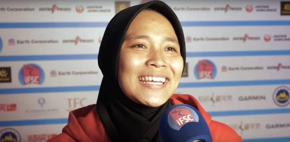 Aries Susanti Rahayu Breaks Speed Climbing World Record - 6.995 seconds - Climber News.jpg