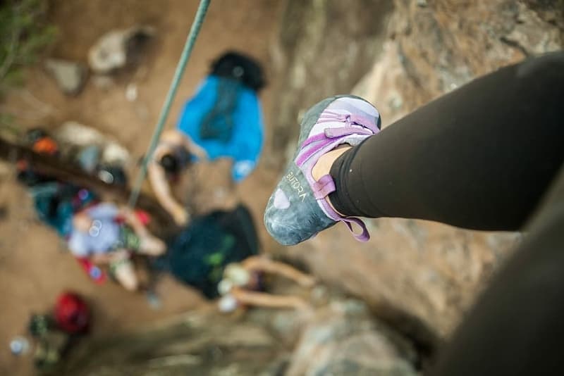 barefoot rock climbing shoes