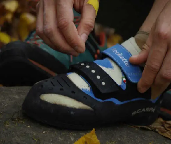 How Should Climbing Shoes Fit - Putting On