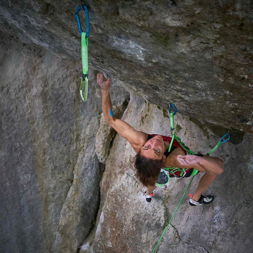 Mélissa Le Nevé Climbs Action Directe 9a