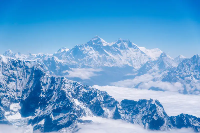 How Long Does It Take To Climb Mount Everest - Flying A Helicopter