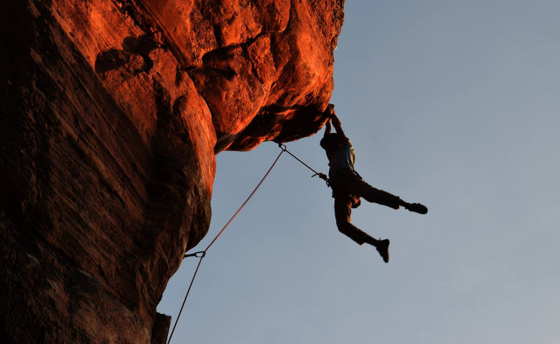 What Is Lead Climbing - Falls