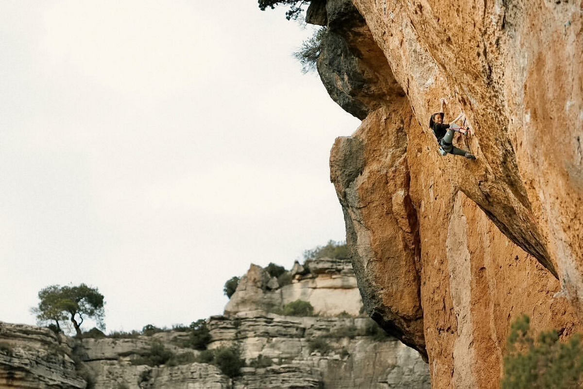 Chaehyun Seo Climbs "La Rambla" 9a+